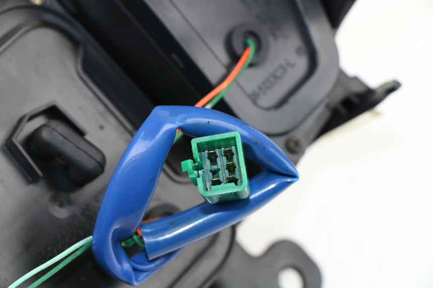 photo de Fanale posteriore KYMCO PEOPLE S 125 (2000 - 2008) - Angolazione alternativa