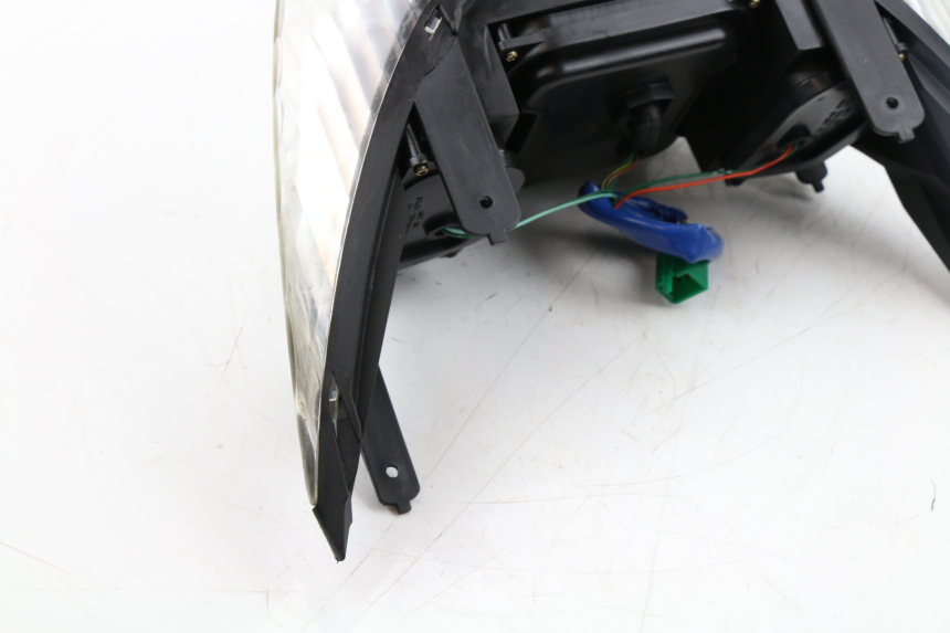 photo de Fanale posteriore KYMCO PEOPLE S 125 (2000 - 2008) - Zoom sui componenti