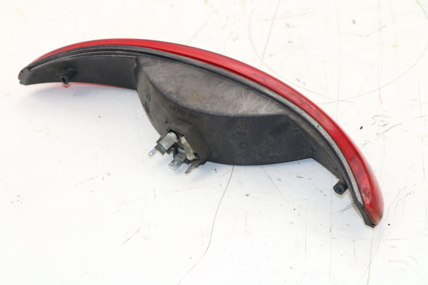 photo de Fanale posteriore PEUGEOT ELYSEO 100 (1998 - 2004) - Primo piano tecnico