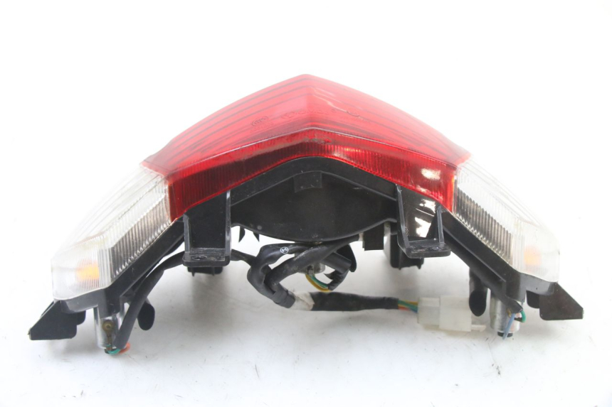 photo de FANALE POSTERIORE PEUGEOT KISBEE 4T 50 (2018 - 2022) - Primo piano tecnico