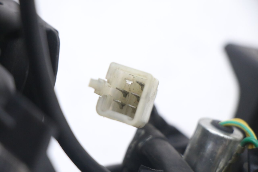 photo de FANALE POSTERIORE PEUGEOT KISBEE 4T 50 (2018 - 2022) - Stato della superficie e materiale