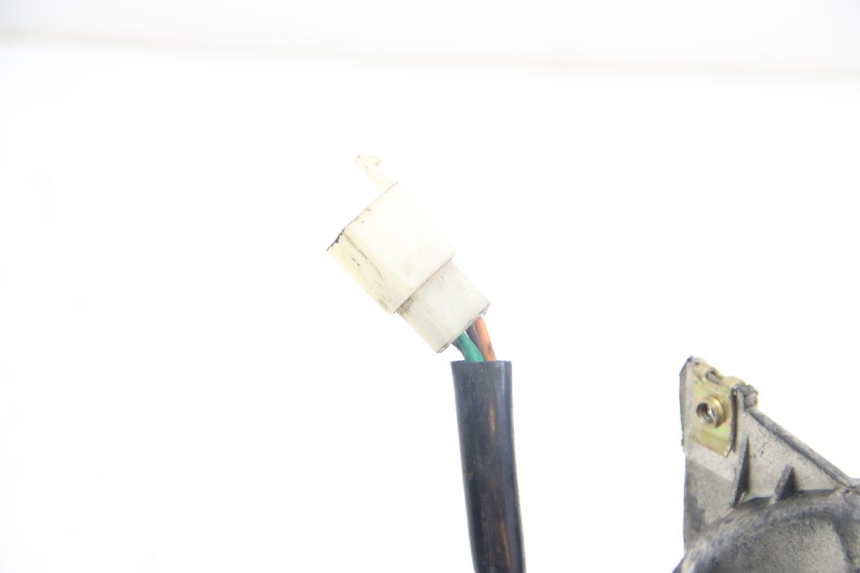 photo de FANALE POSTERIORE TNT MOTOR ROMA 12' 2T 50 (2007 - 2018) - Stato della superficie e materiale