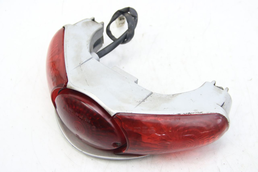 photo de FANALE POSTERIORE APRILIA SCARABEO 4T 50 (2009 - 2017) - Zoom sullo stato d'uso