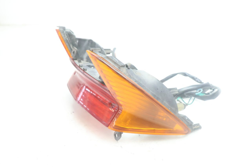 photo de FANALE POSTERIORE HONDA SCV LEAD 100 (2003 - 2007) - Zoom sullo stato d'uso