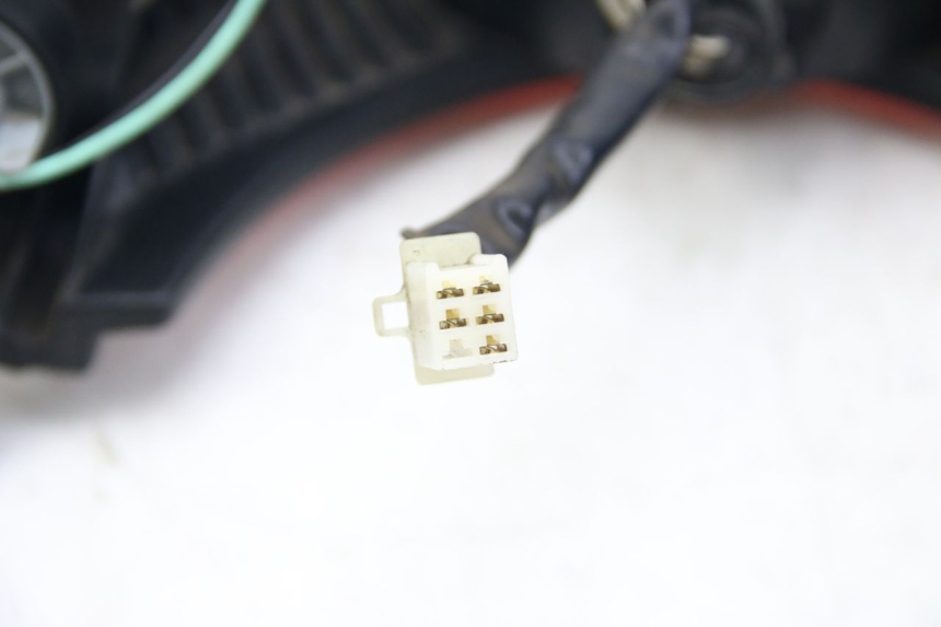 photo de FANALE POSTERIORE SUZUKI SIXTEEN 125 (2008 - 2010) - Ricambio usato controllato