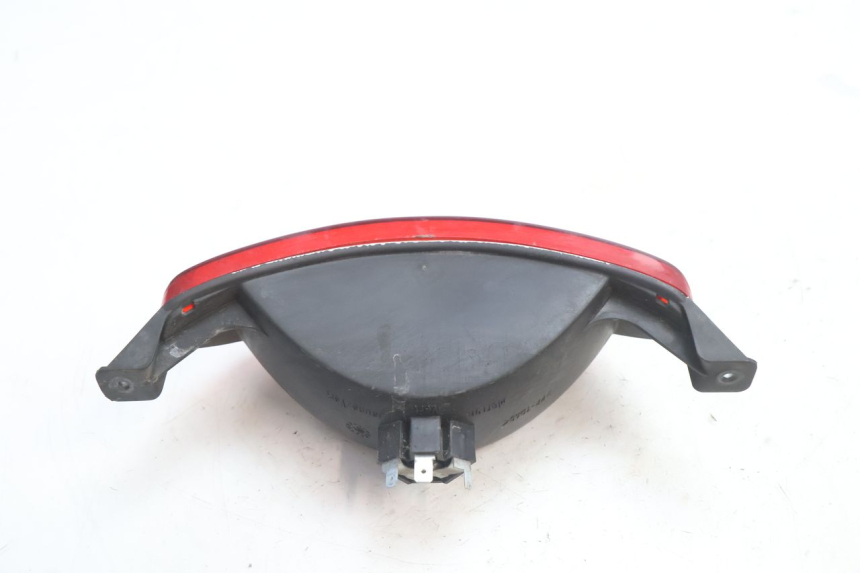 photo de FANALE STOP POSTERIORE  PEUGEOT SPEEDFIGHT LC 50 (1996 - 2002) - Zoom sullo stato d'uso