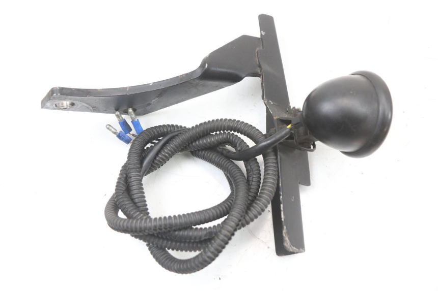 photo de FANALE STOP POSTERIORE  HARLEY DAVIDSON SPORTSTER XL CUSTOM 1200 (2003 - 2004) - Primo piano tecnico