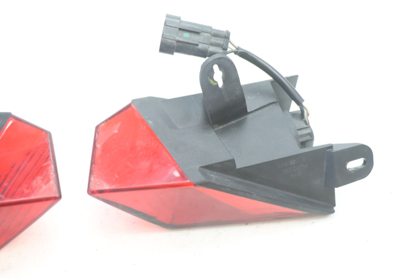 photo de FANALE STOP POSTERIORE  CAN-AM SPYDER RS 1000 (2008 - 2012) - Caratteristiche distintive