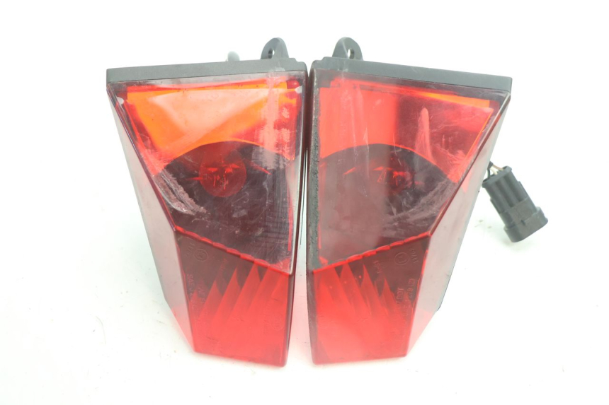 photo de FANALE STOP POSTERIORE  CAN-AM SPYDER RS 1000 (2008 - 2012) - Vista d'insieme del prodotto