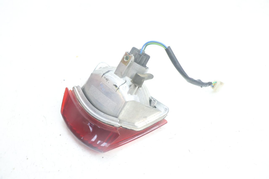 photo de FANALE POSTERIORE APRILIA SR 2T 50 (2012 - 2017) - Primo piano tecnico