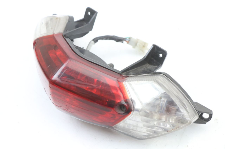 photo de FANALE STOP POSTERIORE  PEUGEOT STREETZONE I 2T 50 (2018 - 2020) - Zoom sullo stato d'uso