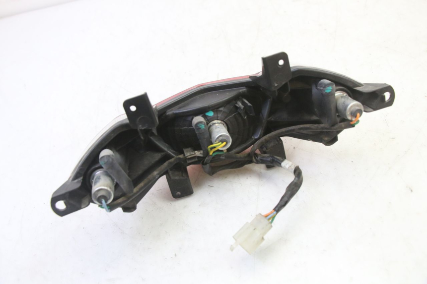 photo de FANALE STOP POSTERIORE  PEUGEOT STREETZONE I NAKED 2T 50 (2018 - 2020) - Primo piano tecnico