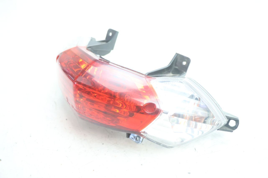photo de FANALE STOP POSTERIORE  PEUGEOT STREETZONE NAKED 2T 50 (2014 - 2018) - Zoom sullo stato d'uso