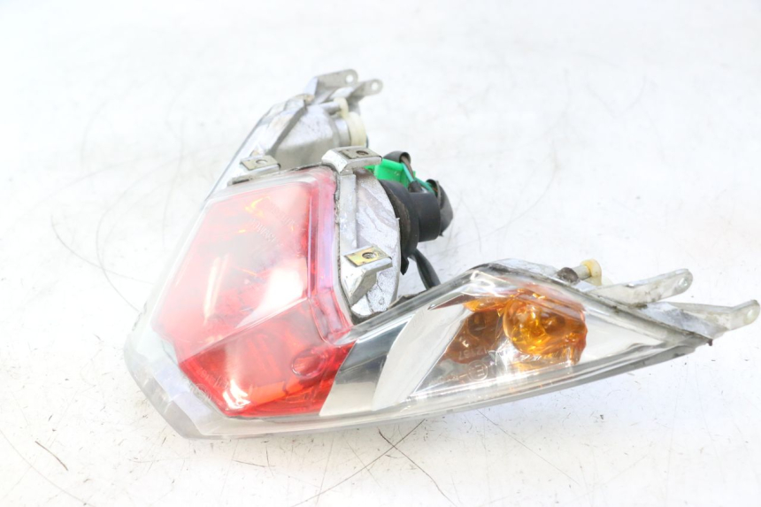 photo de FANALE STOP POSTERIORE  KYMCO SUPER 8 2T 50 (2007 - 2013) - Zoom sullo stato d'uso