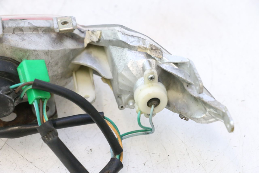 photo de FANALE STOP POSTERIORE  KYMCO SUPER 8 2T 50 (2007 - 2013) - Primo piano tecnico