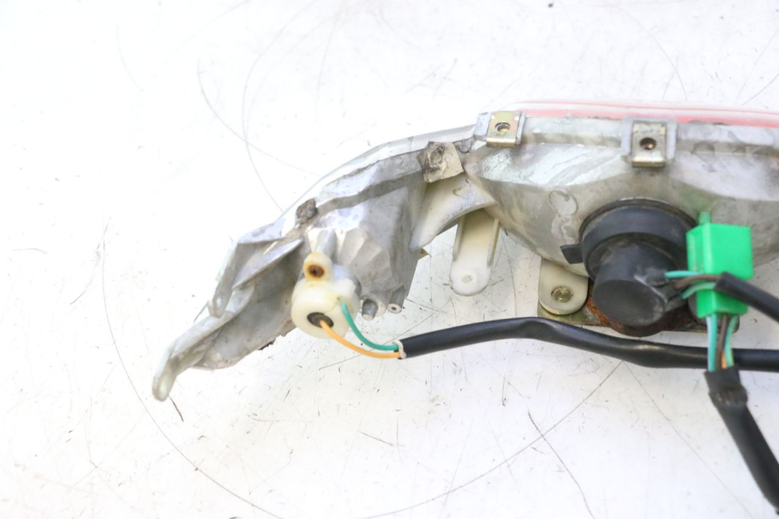 photo de FANALE STOP POSTERIORE  KYMCO SUPER 8 2T 50 (2007 - 2013) - Vista d'insieme del prodotto