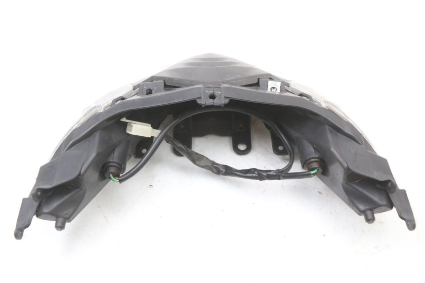 photo de FANALE STOP POSTERIORE  KYMCO SUPER 8 4T 50 (2021 - 2024) - Primo piano tecnico