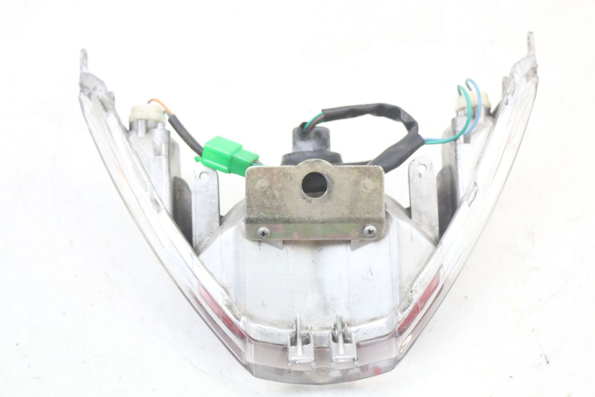 photo de FANALE STOP POSTERIORE  KYMCO SUPER 8 125 (2008 - 2015) - Primo piano tecnico
