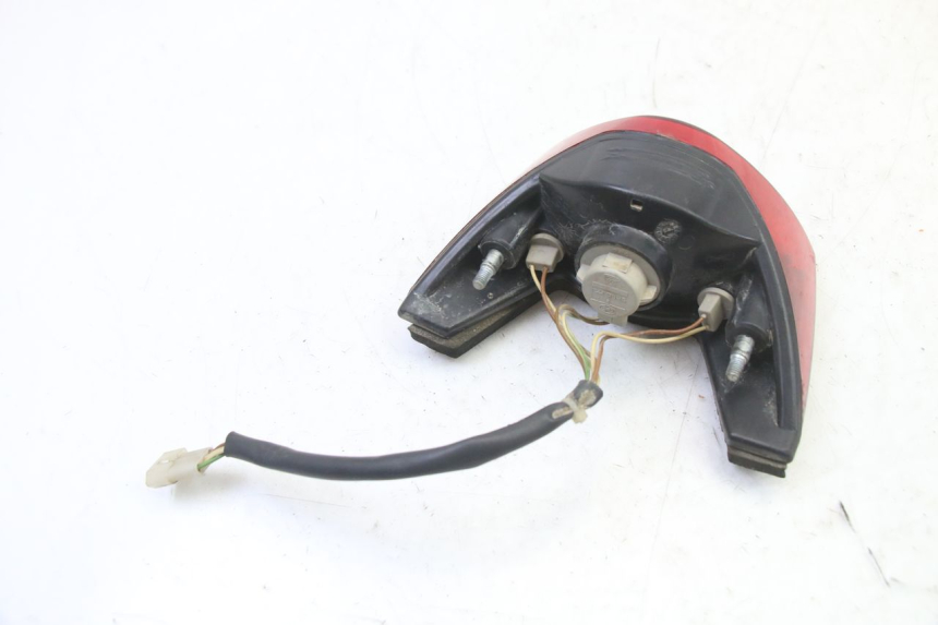 photo de FANALE STOP POSTERIORE  KTM SUPERENDURO R 950 (2005 - 2009) - Dettagli dei punti di fissaggio