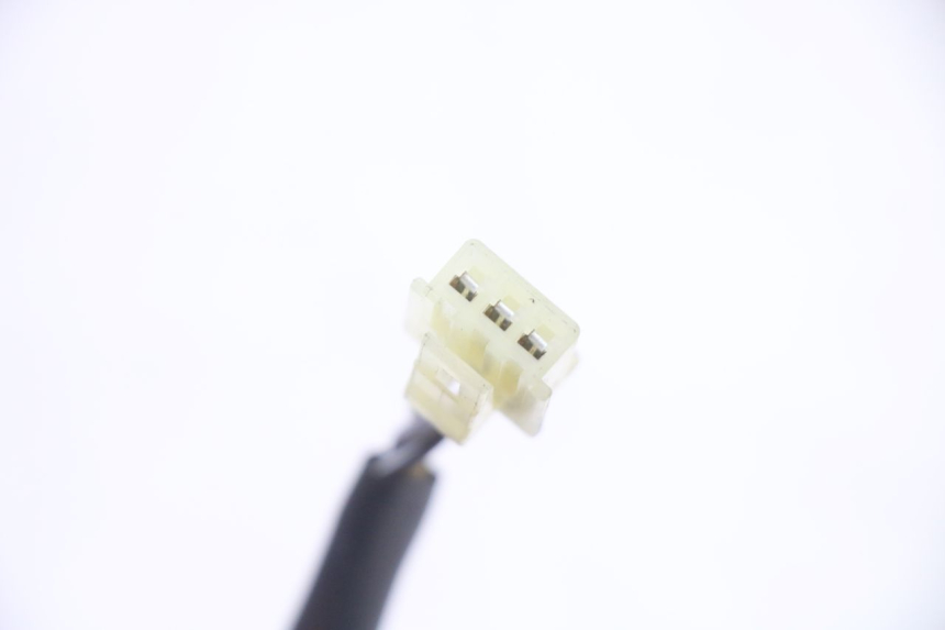 photo de FANALE STOP POSTERIORE  SUZUKI SV S 650 (2003 - 2009) - Stato della superficie e materiale