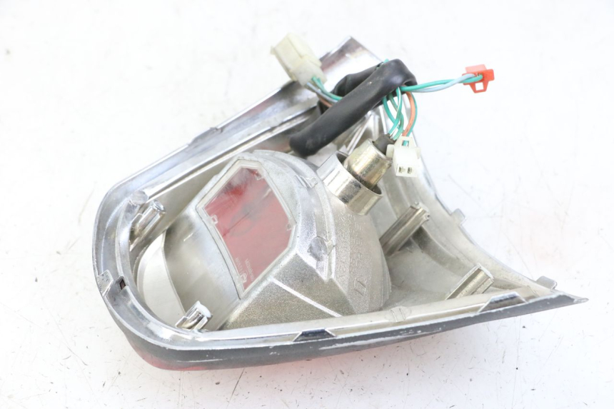 photo de Fanale posteriore SYM FIDDLE 3 III 50 (2014 - 2020) - Altra angolazione