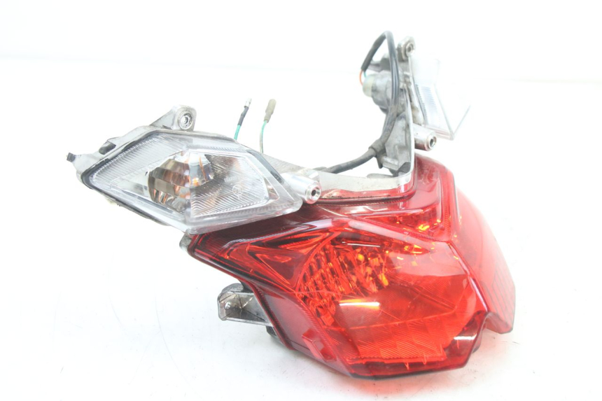 photo de FANALE POSTERIORE SYM ORBIT III 3 4T 50 (2018 - 2021) - Zoom sullo stato d'uso