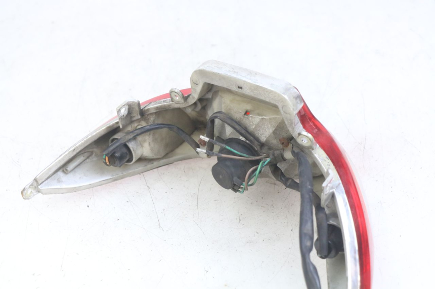 photo de FANALE POSTERIORE SYM SYMPHONY 125 (2009 - 2015) - Primo piano tecnico