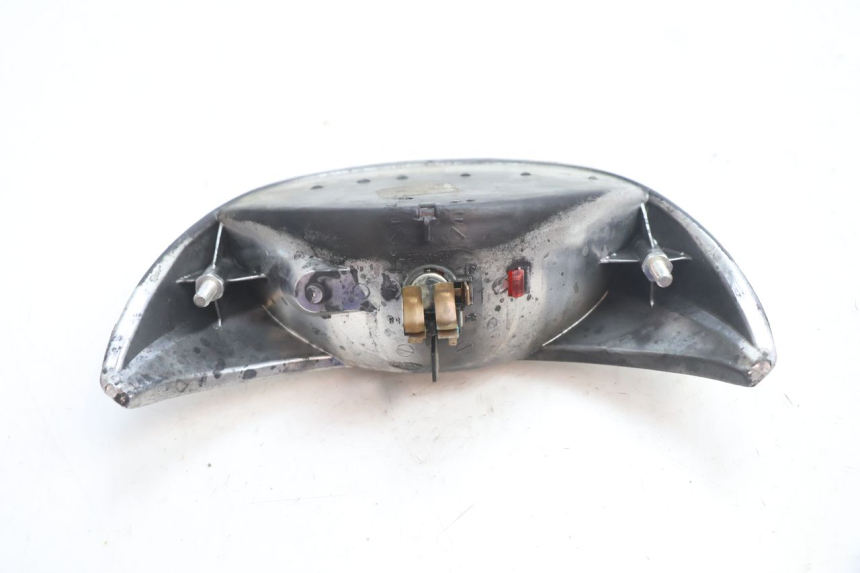 photo de FANALE POSTERIORE PEUGEOT TKR TREKKER FURIOUS 50 (2005 - 2014) - Altra angolazione