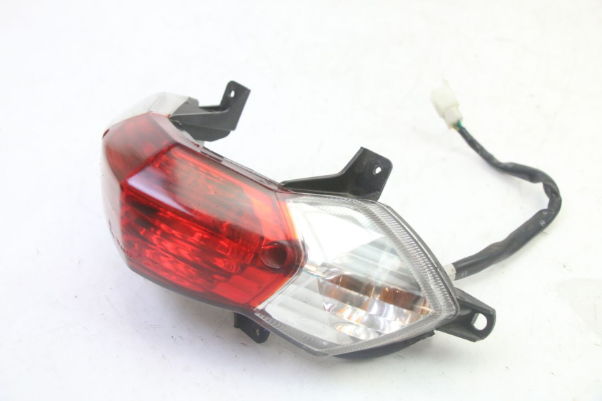 photo de FANALE POSTERIORE PEUGEOT TWEET 4T 50 (2018 - 2022) - Zoom sullo stato d'uso