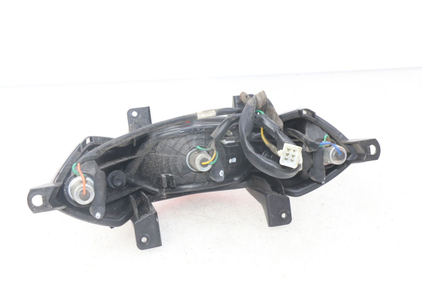 photo de Fanale posteriore PEUGEOT TWEET ACTIVE 4T 50 (2018 - 2022) - Zoom sullo stato d'uso