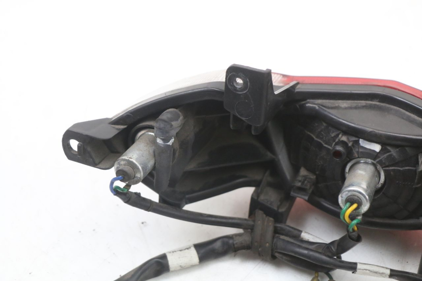 photo de FANALE STOP POSTERIORE  PEUGEOT TWEET 125 (2018 - 2021) - Vista d'insieme del prodotto