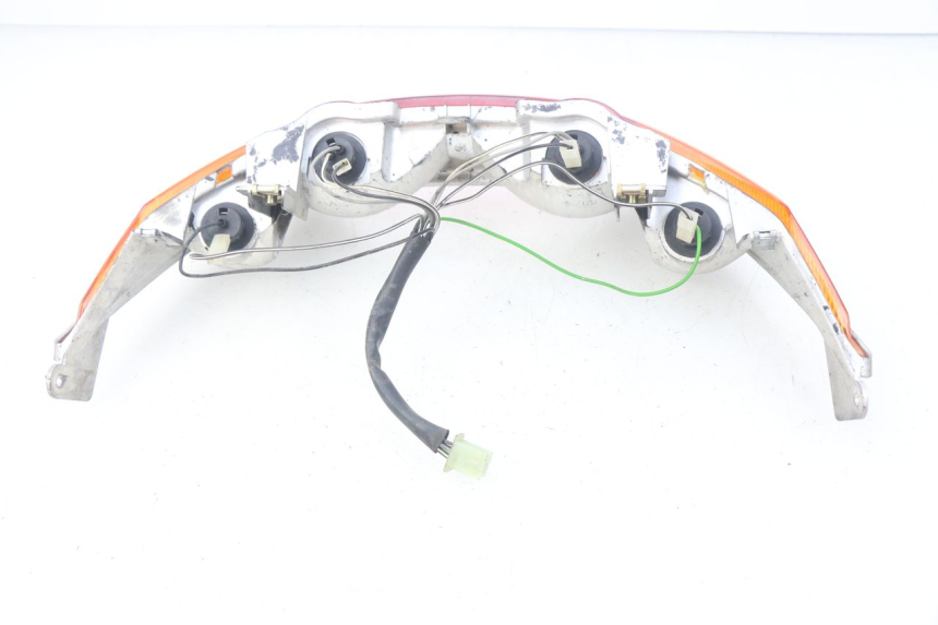 photo de FANALE POSTERIORE SUZUKI UH BURGMAN 125 (2002 - 2006) - Vista d'insieme del prodotto