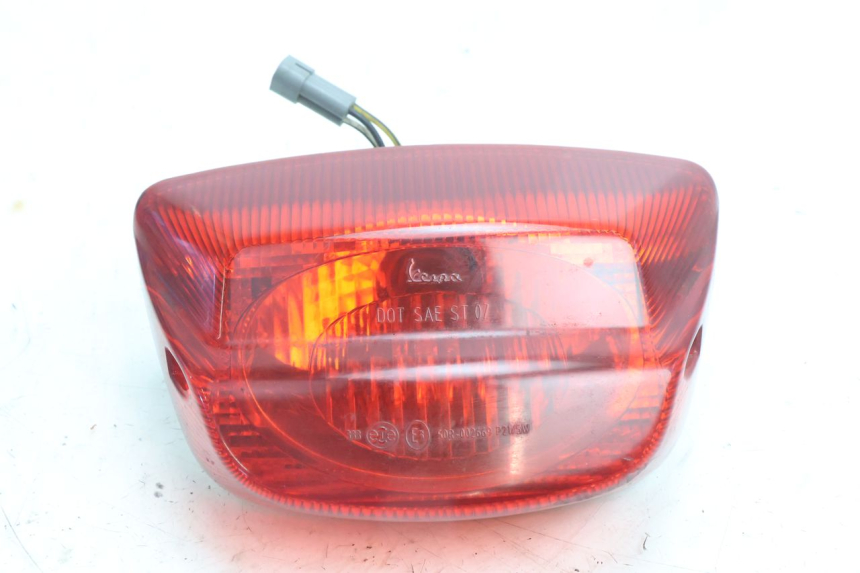 photo de FANALE POSTERIORE PIAGGIO VESPA S 2T 50 (2007 - 2014) - Dettaglio del componente