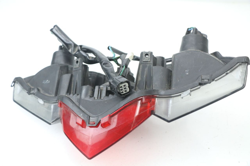 photo de FANALE STOP POSTERIORE  HONDA VFR F 1200 (2010 - 2015) - Zoom sullo stato d'uso