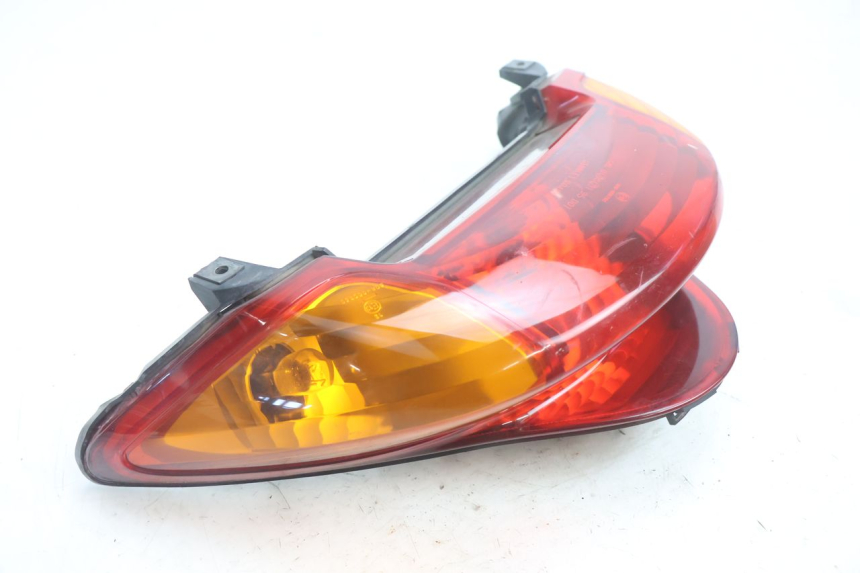 photo de FANALE STOP POSTERIORE  HONDA VFR FI RC46 800 (1998 - 2001) - Zoom sullo stato d'uso