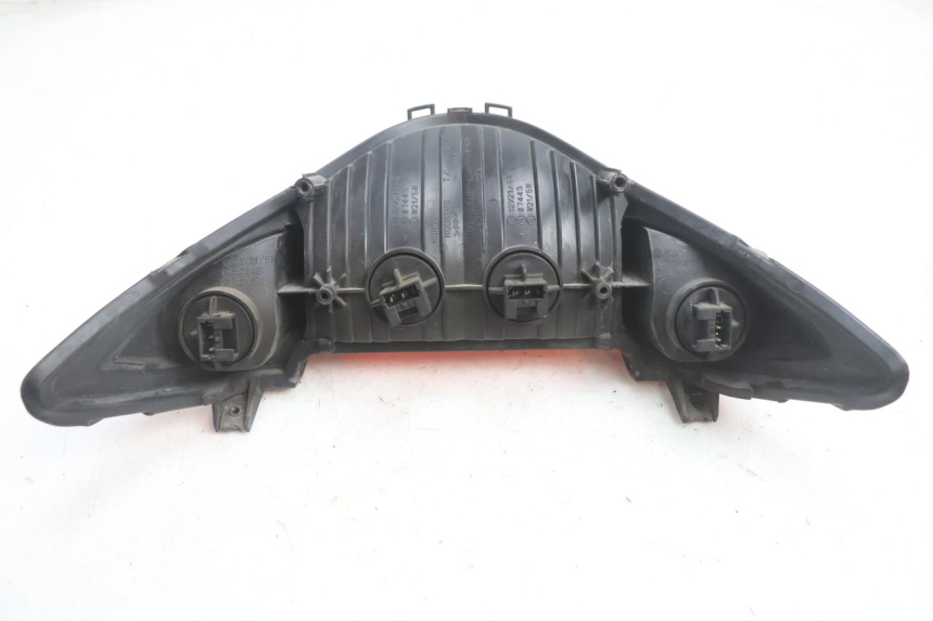 photo de FANALE STOP POSTERIORE  HONDA VFR FI RC46 800 (1998 - 2001) - Stato della superficie e materiale