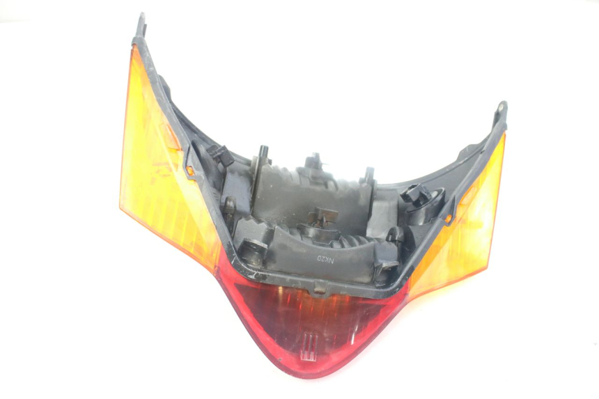 photo de FANALE POSTERIORE HONDA VFR VTEC RC46 800 (2002 - 2013) - Stato della superficie e materiale
