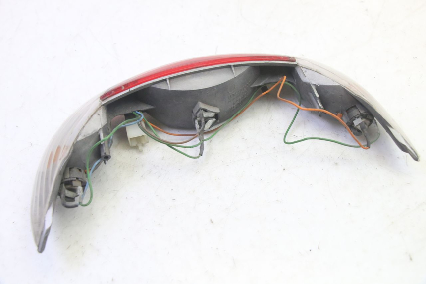 photo de FANALE STOP POSTERIORE  PEUGEOT VIVACITY 100 (1999 - 2008) - Primo piano tecnico