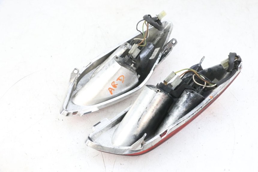 photo de FANALE POSTERIORE YAMAHA XMAX X-MAX 125 (2006 - 2009) - Zoom sullo stato d'uso