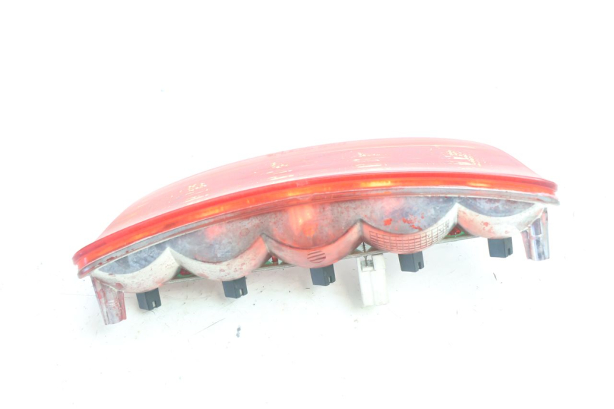 photo de FANALE STOP POSTERIORE  PIAGGIO X9 AMALFI 180 (2000 - 2003) - Zoom sullo stato d'uso
