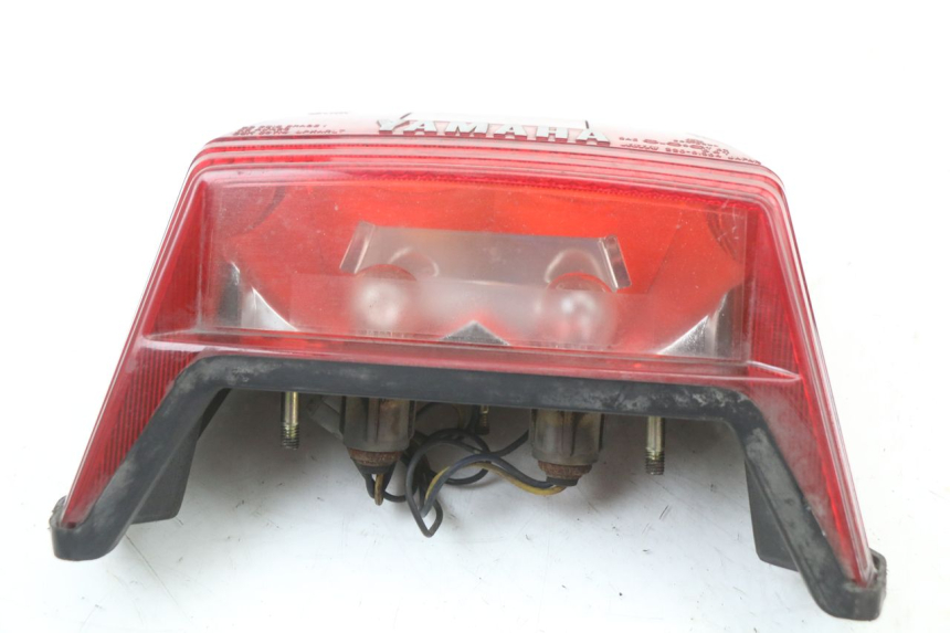 photo de FANALE STOP POSTERIORE  YAMAHA XJ F 900 (1983 - 1994) - Primo piano tecnico