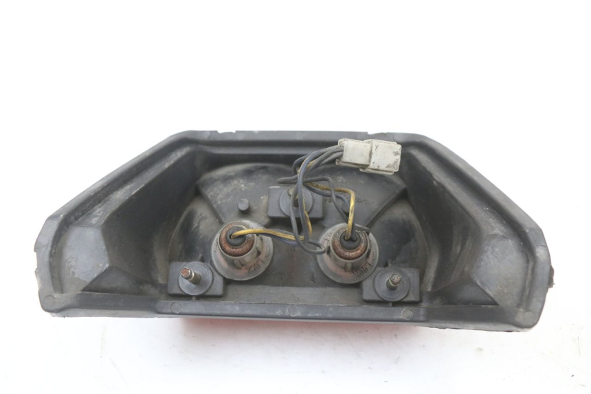 photo de FANALE STOP POSTERIORE  YAMAHA XJ F 900 (1983 - 1994) - Dettagli dei punti di fissaggio