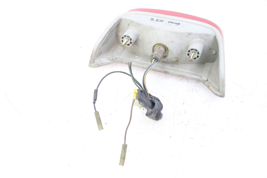 photo de FANALE STOP POSTERIORE  YAMAHA XJN DIVERSION 600 (2000 - 2003) - Vista d'insieme del prodotto