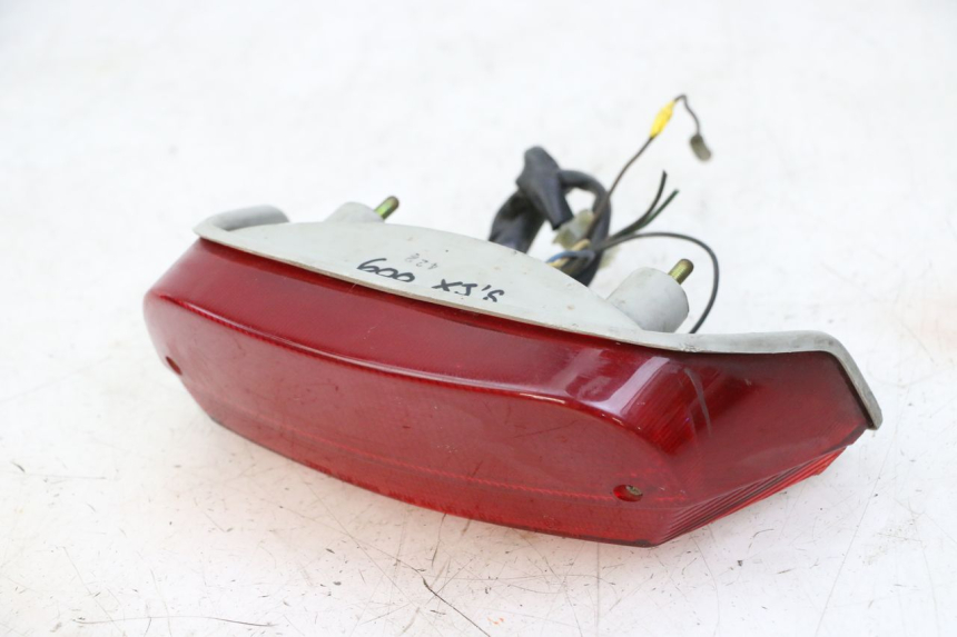 photo de FANALE STOP POSTERIORE  YAMAHA XJN DIVERSION 600 (2000 - 2003) - Marcature e riferimenti originali