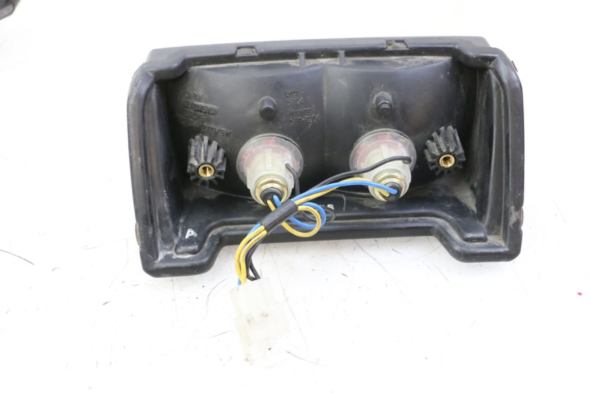 photo de FANALE STOP POSTERIORE  YAMAHA FZS FAZER 600 (2001 - 2003) - Dettaglio del componente