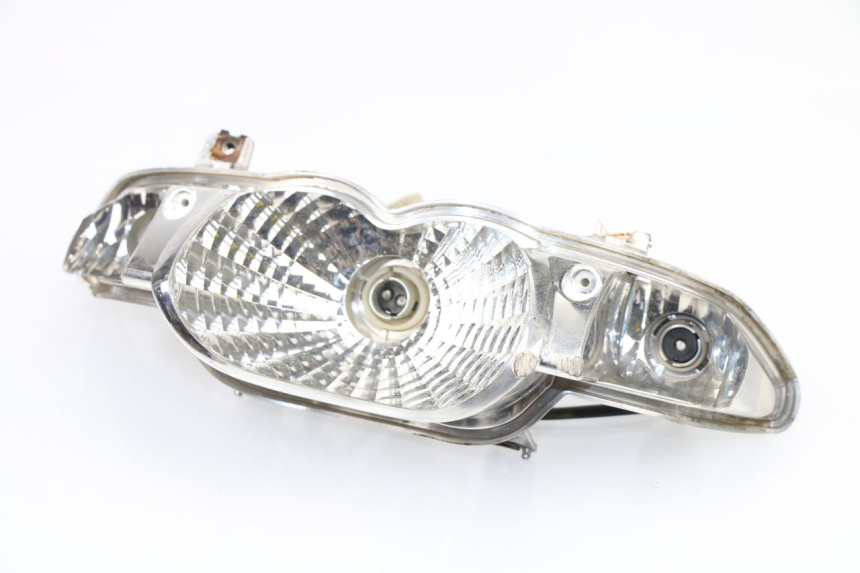 photo de FANALE POSTERIORE YAMAHA NEOS NEO'S 4T 50 (2008 - 2016) - Vista principale