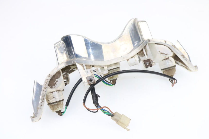 photo de FANALE POSTERIORE YAMAHA NEOS NEO'S 4T 50 (2008 - 2016) - Dettaglio del componente