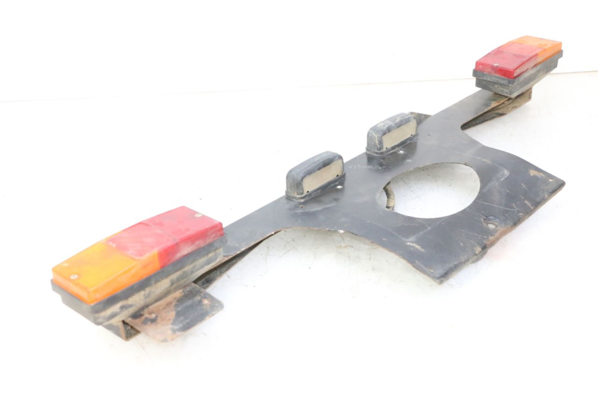 photo de FANALE STOP POSTERIORE  YAMAHA YFM GRIZZLY 550 (2008 - 2015) - Zoom sui componenti