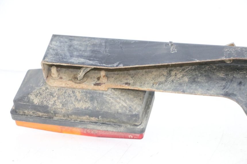photo de FANALE STOP POSTERIORE  YAMAHA YFM GRIZZLY 550 (2008 - 2015) - Dettagli dei punti di fissaggio