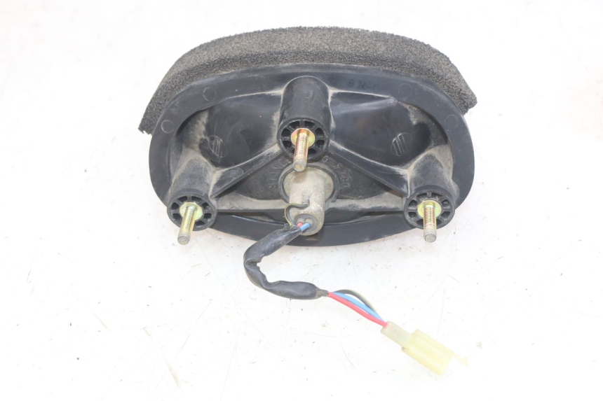photo de FANALE POSTERIORE YAMAHA YZF R THUNDERCAT 600 (1996 - 2003) - Primo piano tecnico